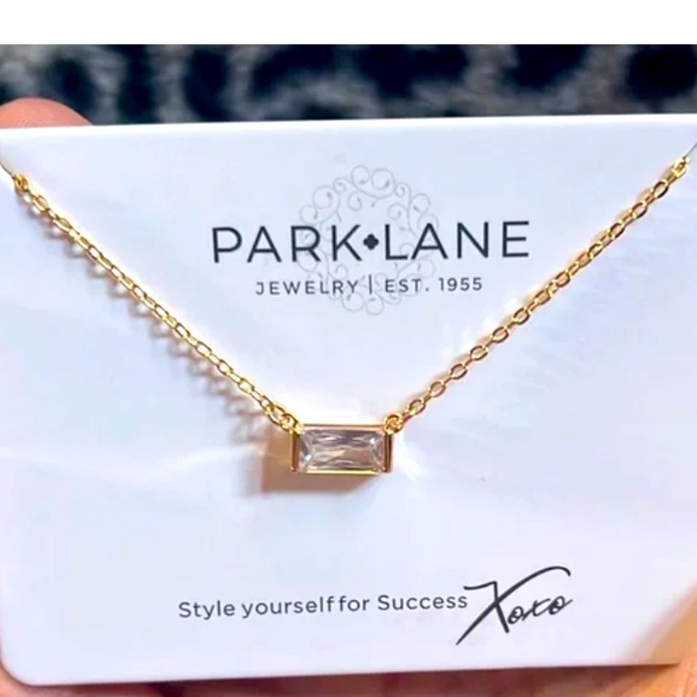 Gold Park Lane Windsor Necklace ‘ stunning - new in box 💛